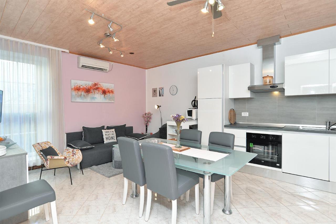 Apartments Jasna 1128 Fazana Luaran gambar
