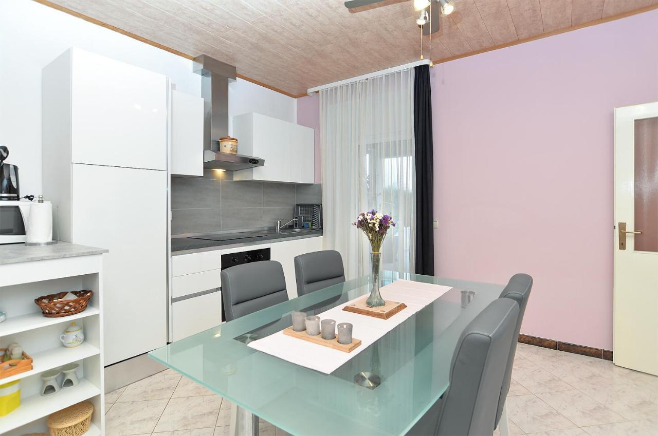 Apartments Jasna 1128 Fazana Luaran gambar